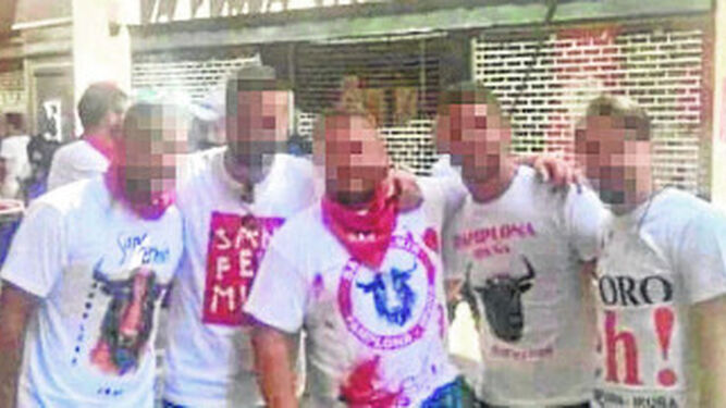 Los cinco sevillanos acusados de la violación en los Sanfermines seguirán en prisión
