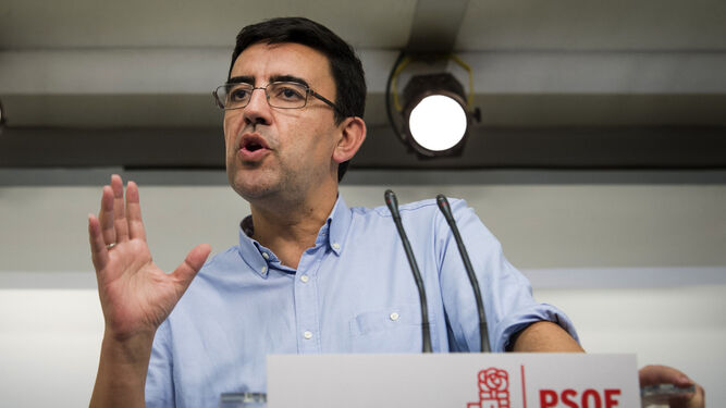 El PSOE afea al Ejecutivo que "no despierte del sueño de la mayoría absoluta" para pactar el techo de gasto