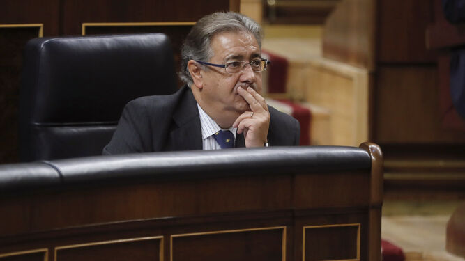 El ministro del Interior, Juan Ignacio Zoido, ayer en el Congreso de los Diputados.