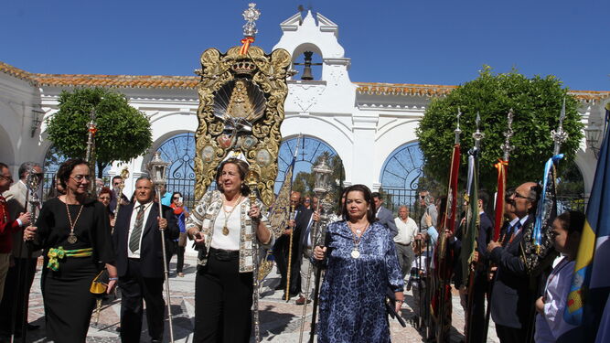 María del Carmen Pérez y Belén Requena.