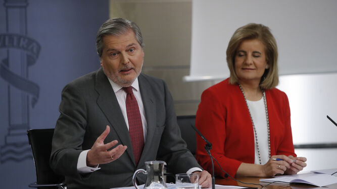 Méndez de Vigo y Báñez tras el Consejo de Ministros
