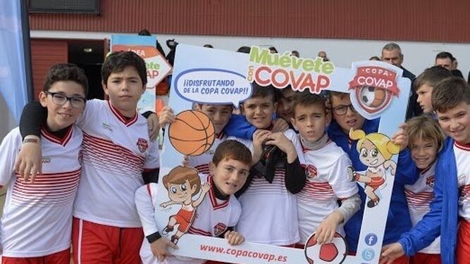 Bonares disfruta con el espectáculo de la sede provincial de la Copa Covap