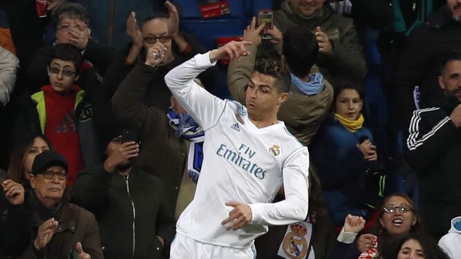 Cristiano Ronaldo celebra el segundo gol del Real Madrid al Girona.