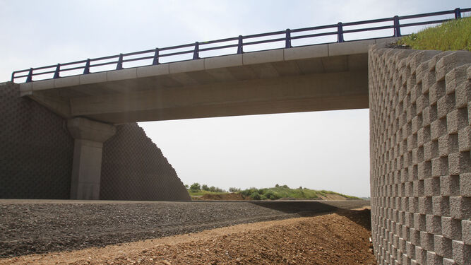 Uno de los viaductos de la carretera.