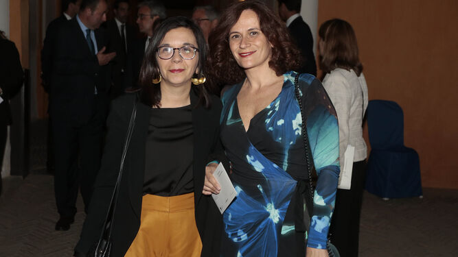 Nuria Lupiáñez y Verónica Durán, directoras de la Feria del Libro de Sevilla.