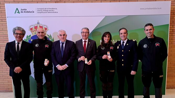 El Consorcio Provincial de Bomberos, distinguido con la Medalla al Mérito de Protección Civil de Andalucía.
