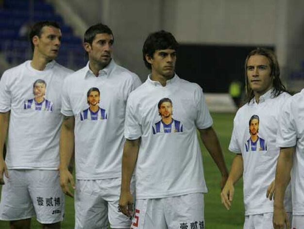 Capel, Perotti, Dragutinovic y Squillaci, antes del comienzo.

Foto: Kiki