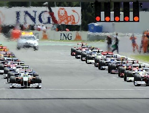 Salida del Gran Premio de B&eacute;lgica en el circuito de Spa.

Foto: Afp Photo / Reuters / Efe