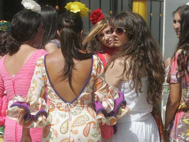 Las mujeres inundaron el Real de la Feria de Algeciras en su d&iacute;a grande

Foto: J.M.Q.