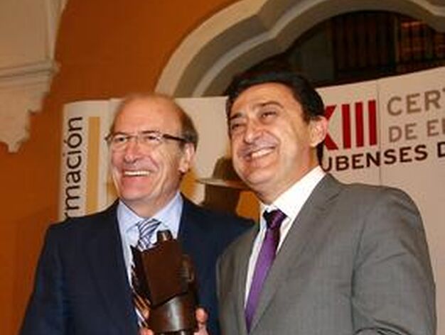 'Huelva informaci&oacute;n' homenajea los galardonados en la Facultad de Empresariales de la Universidad de Huelva.