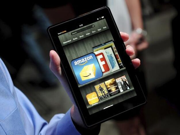 Amazon presenta los nuevos modelos de Kindle, entre ellos Fire, el debut de la compa&ntilde;&iacute;a en el mundo de los 'tablets'.

Foto: EFE