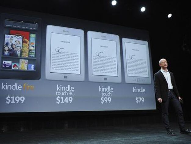 Amazon presenta los nuevos modelos de Kindle, entre ellos Fire, el debut de la compa&ntilde;&iacute;a en el mundo de los 'tablets'.

Foto: EFE