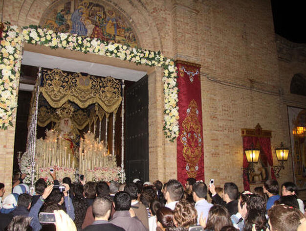 Procesi&oacute;n de la Virgen de la Victoria hasta el Coraz&oacute;n de Jes&uacute;s.

Foto: Juanmi Canterla