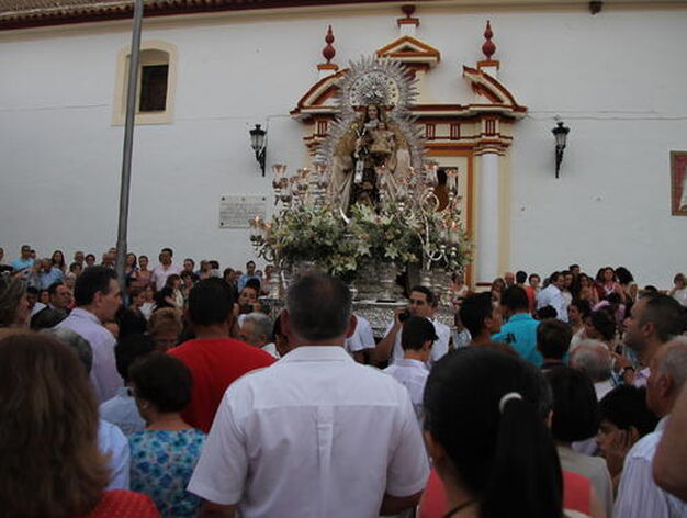 La Virgen del Carmen en San Juan del Puerto

Foto: EFE