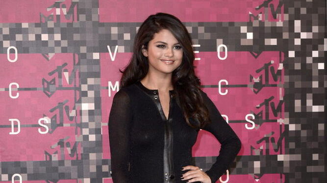 Selena Gomez - MTV Gala 2015