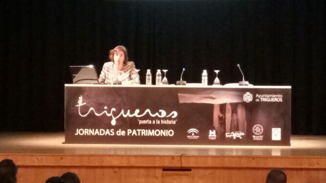 Una de las ponentes de las Jornadas de Patrimonio Histórico de Trigueros.