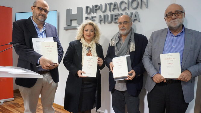 Eloy Navarro, Lourdes Garrido, Antonio Ramírez y Sebastián González presentaron 'Cien años de Platero y yo'.