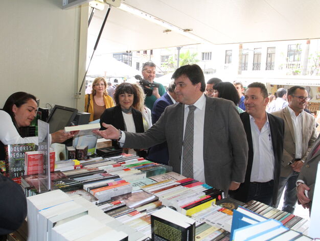 Inauguraci&oacute;n Feria del Libro