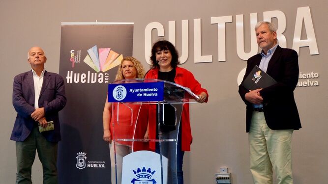 Pedro Palacios, María del Carmen Arjona, Elena Tobar y Mariano Palacín durante el balance de la Capitalidad.