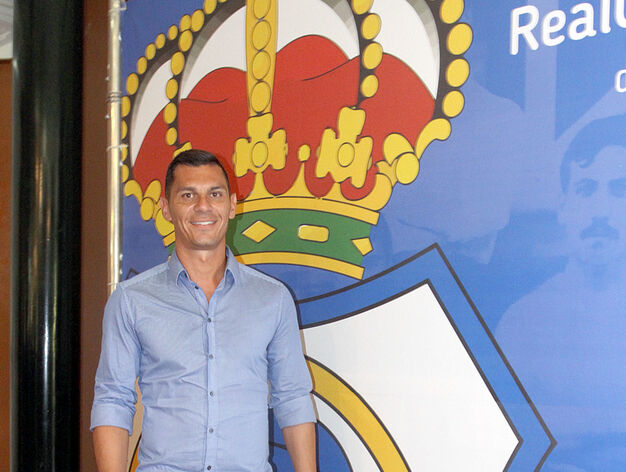 Presentaci&oacute;n de Javi Casquero como nuevo entrenador del Recreativo de Huelva