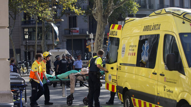 Imágenes del atropello múltiple en las Ramblas de Barcelona