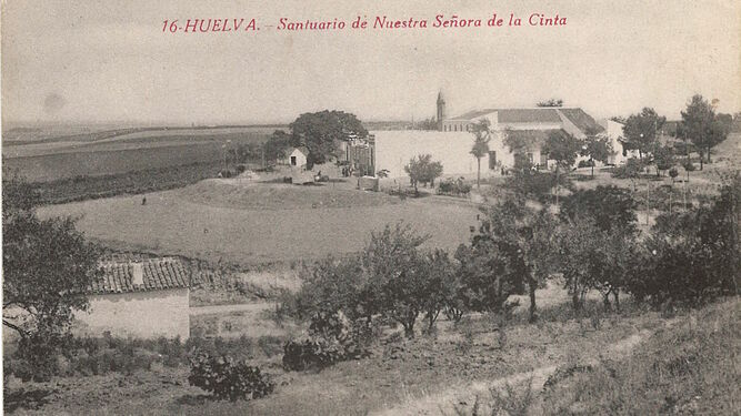 La ermita de la Cinta, en una estampa de principios del siglo XX, rodeada de campo y huertos, espacio donde se celebraría su romería.