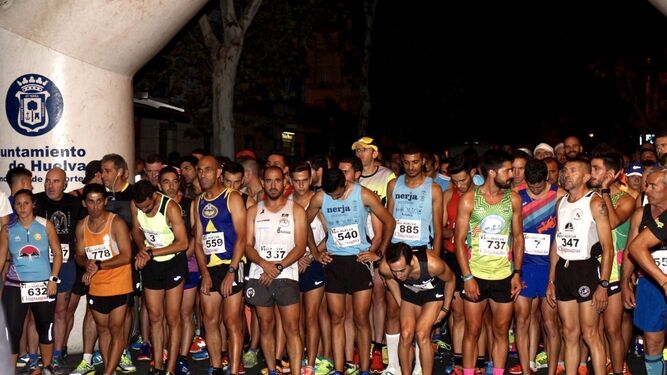 La VI Carrera Nocturna de Huelva bate récord de participación con 960 atletas