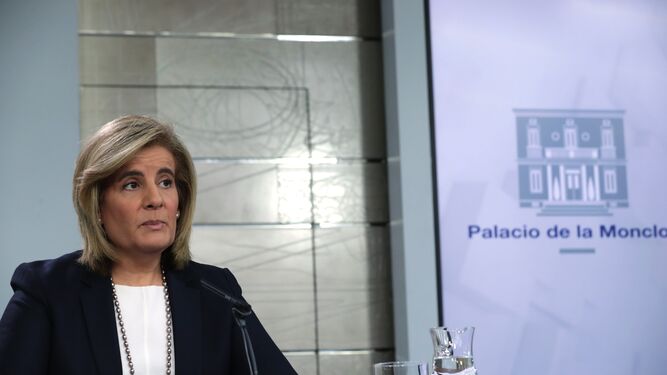 La ministra Fátima Báñez compareció tras el Consejo de Ministros de ayer.