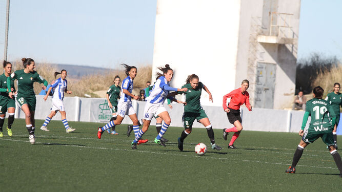 Duro y competido encuentro el disputado en La Orden entre el Fundación Cajasol Sporting y el Betis.