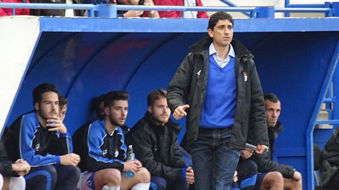 Juan Manuel Pavón vive con intensidad el partido de su equipo en Extremadura en la pasada campaña.