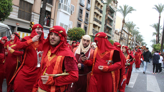 Cabalgata de los Reyes Magos 2018: Melchor, Gaspar y Baltazar adelantan su salida para llenar de ilusi&oacute;n las calles de Huelva