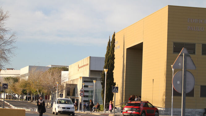 Algunos de los edificios que conforman el campus de El Carmen de la Universidad de Huelva.