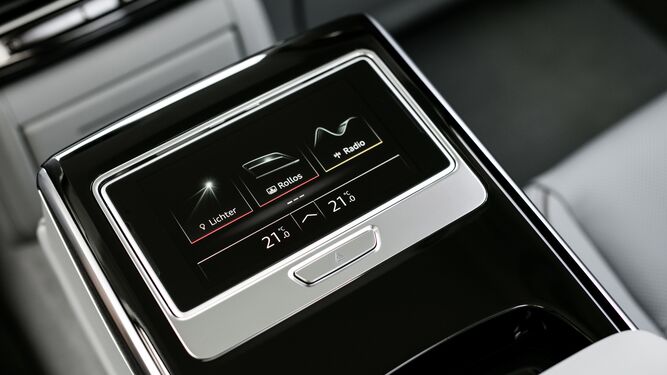 As&iacute; es la berlina de representaci&oacute;n Audi A8 2018