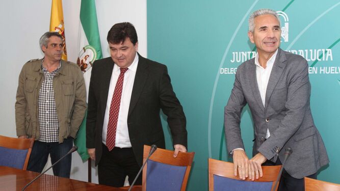 El consejero de Cultura, Miguel &Aacute;ngel V&aacute;zquez, presenta el proyecto de rehabilitaci&oacute;n del Banco de Espa&ntilde;a como sede del Museo Arqueol&oacute;gico de Huelva.