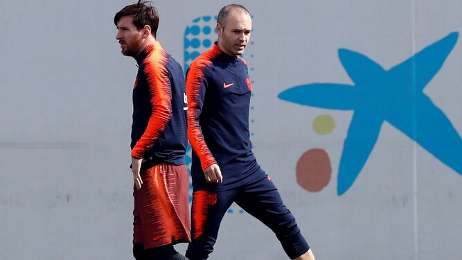 Messi e Iniesta se entrenan en la ciudad deportiva.