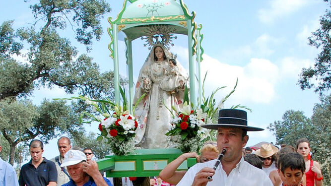 La Patrona de Higuera de la Sierra, la Virgen del Prado.