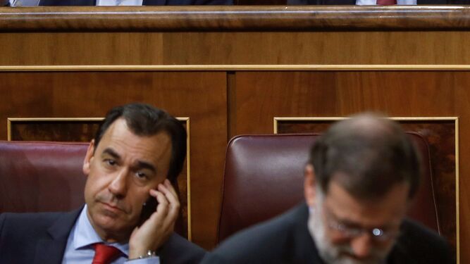 Maíllo y Rajoy, en el Congreso.