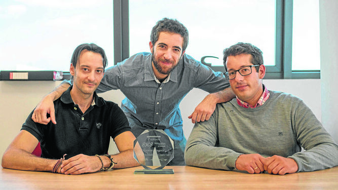 Miguel Ángel Vinuesa, Daniel Casale y Sebastián Castillo, trío de ingenieros de Lonwave.