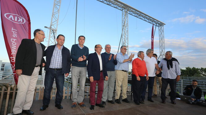 Huelva homenajea a los héroes del ascenso del 78