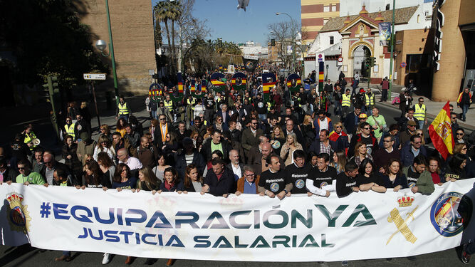 Manifestación de Jusapol por la equiparación salarial en Sevilla, el pasado febrero.