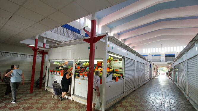 El mercado de San Sebasti&aacute;n abre sus puertas tras la paralizaci&oacute;n de su desalojo