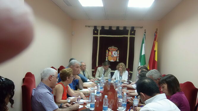 Imagen del encuentro celebrado en la Subdelegación del Gobierno.