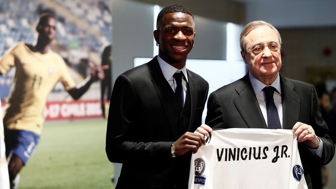 Vinicius en su presentación con el Real Madrid.