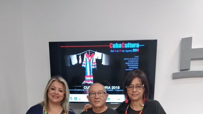Lourdes Garrido, Lourdes Santos y Juan Manuel Seisdedos presentaron CubaCultura 2018.