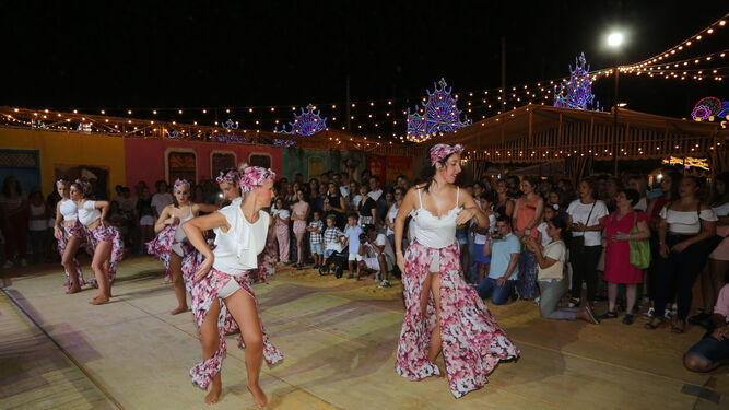 Im&aacute;genes de la Danza Cubana en la Caseta Municipal
