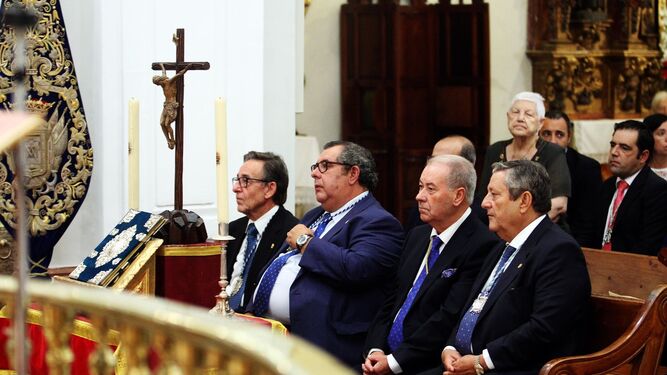 Misa ante la Virgen de La Cinta presidida por el obispo de Huelva, Jos&eacute; Vilaplana, en la Catedral