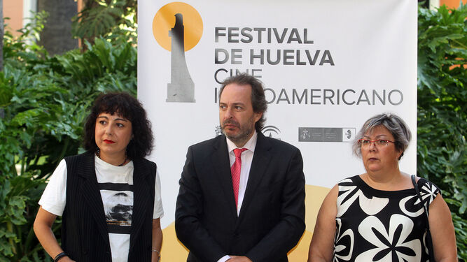 Im&aacute;genes de la presentaci&oacute;n del cartel anunciador de la 44 edici&oacute;n del Festival de Cine Iberoamericano de Huelva