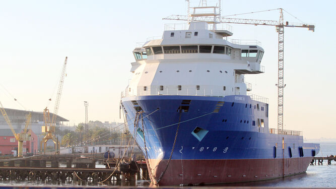 Primero de los buques en reparación desde que la nueva empresa se hiciera cargo de los astilleros.