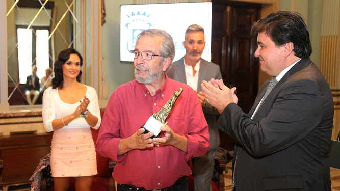El Ayuntamiento homenajea a los deportistas ol&iacute;mpicos de Huelva, en im&aacute;genes.