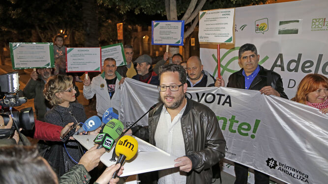 Adelante Andalucía eligió la plaza del Arenal para iniciar la campaña